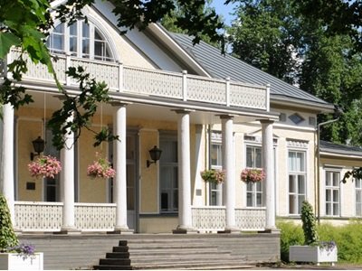 Virolahti Harjun Hovin historiallinen kokous ja työhyvinvointimatka