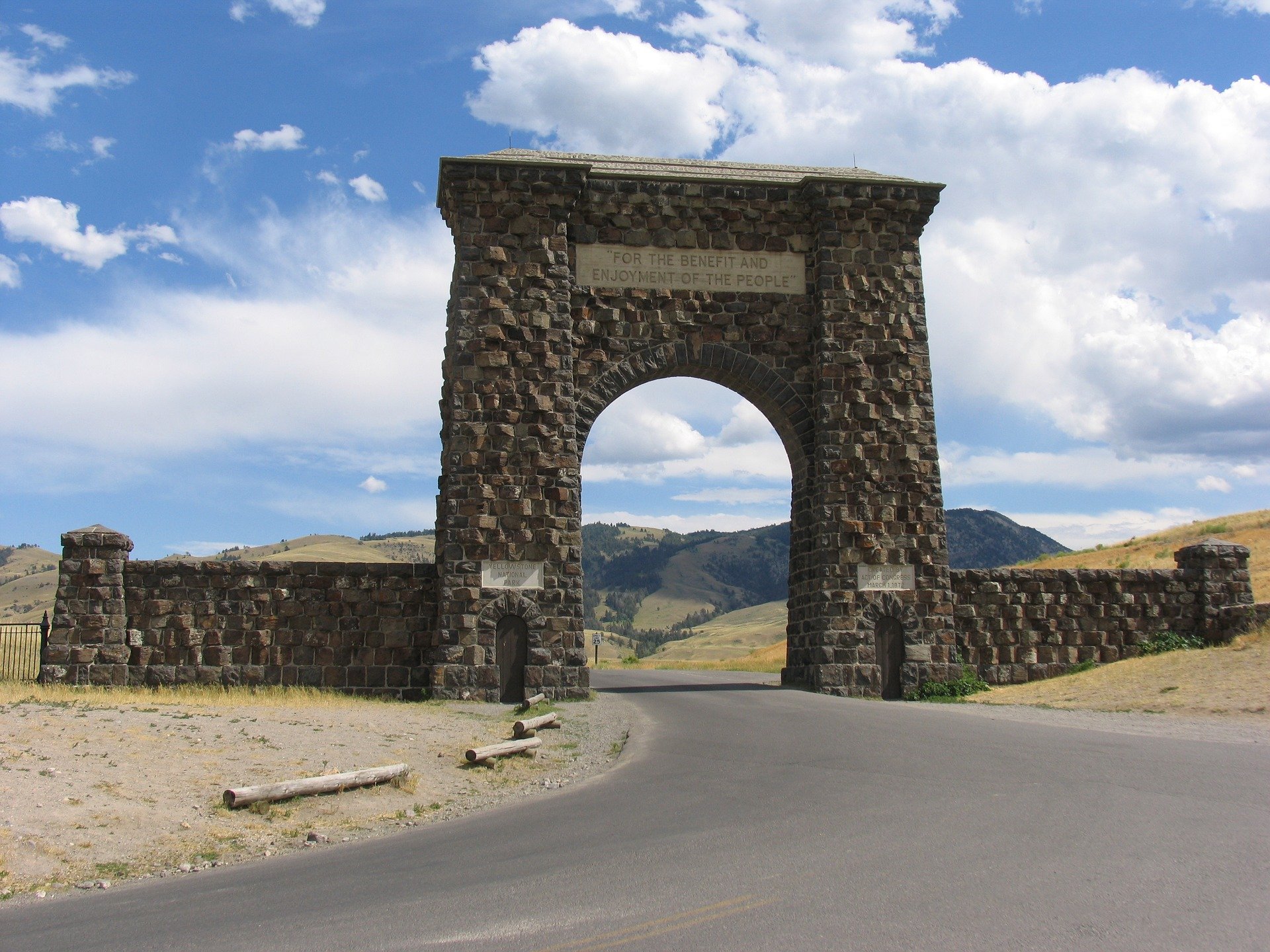 USA-Yellowstone-monument-1920
