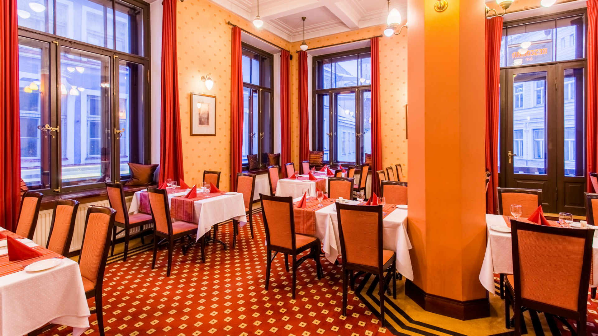 Tallinna-barons_restoran_19201080