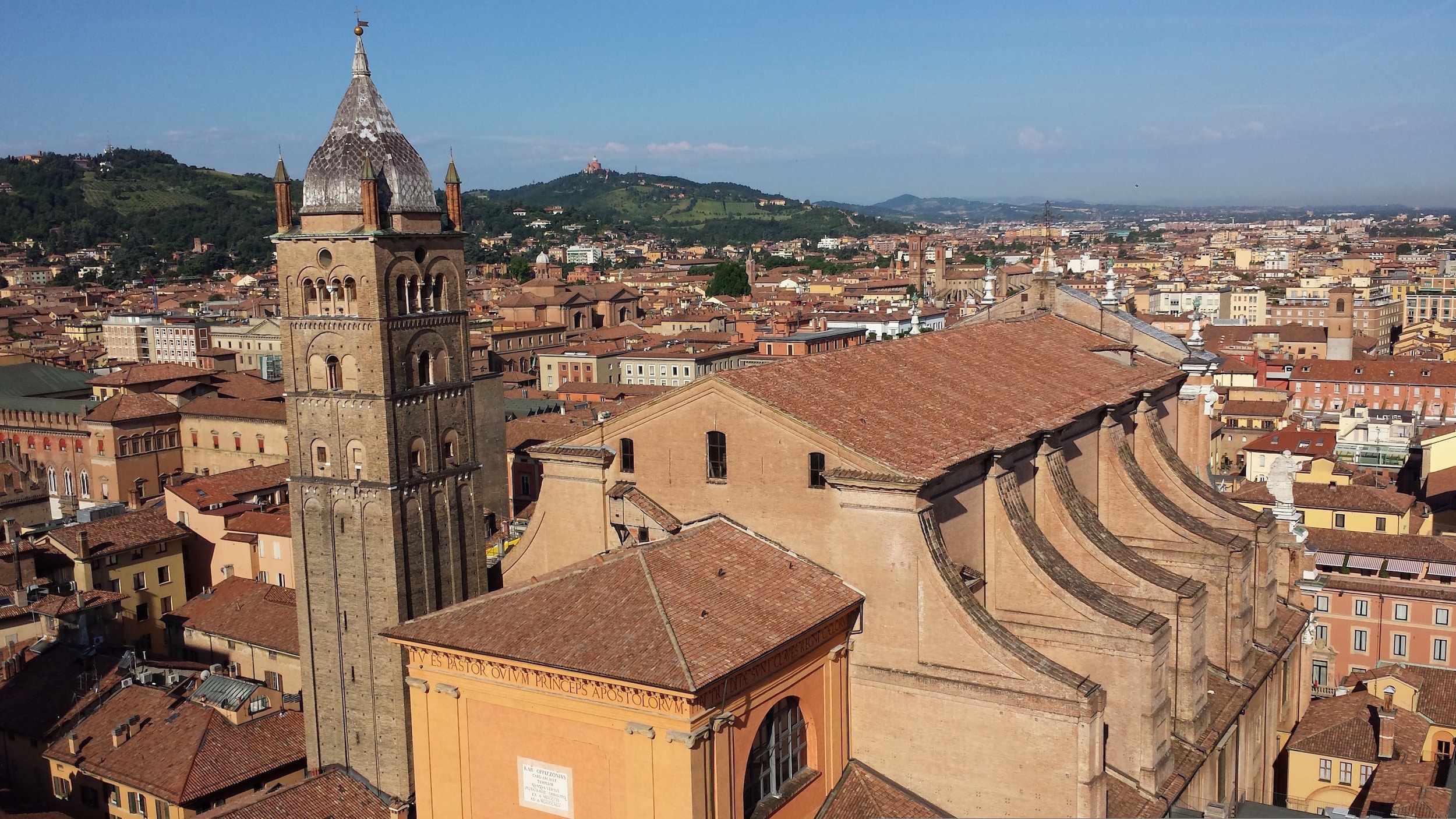 Bologna rakennus
