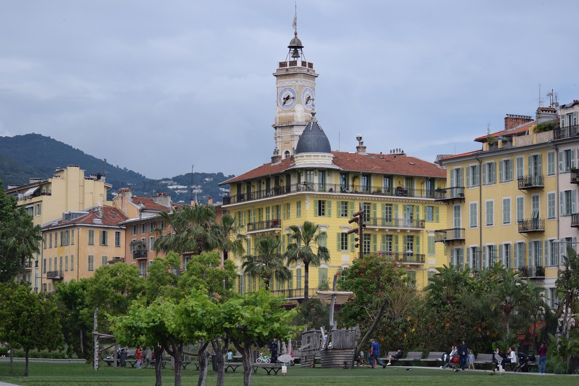 Nizza junamatka