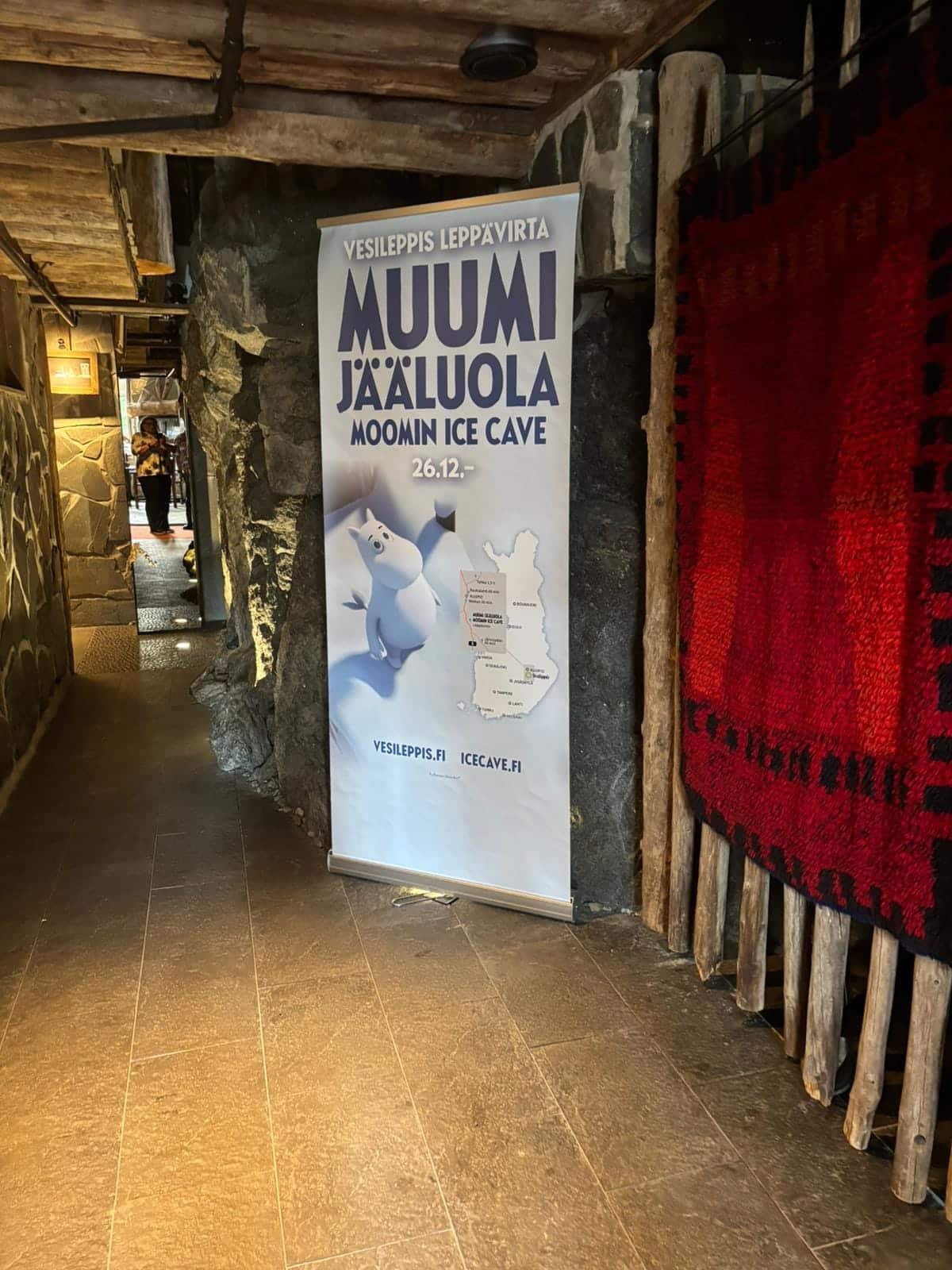 Järvisydän Muumi jääluola